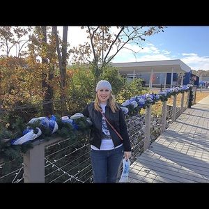 Meet your Posher, Jessica